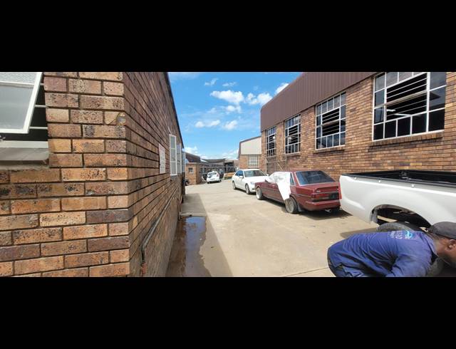 430M² WAREHOUSE TO LET IN VINTONIA